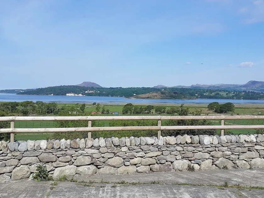 2 bedroom accommodation in Talsarnau, near Harlech - Image 1