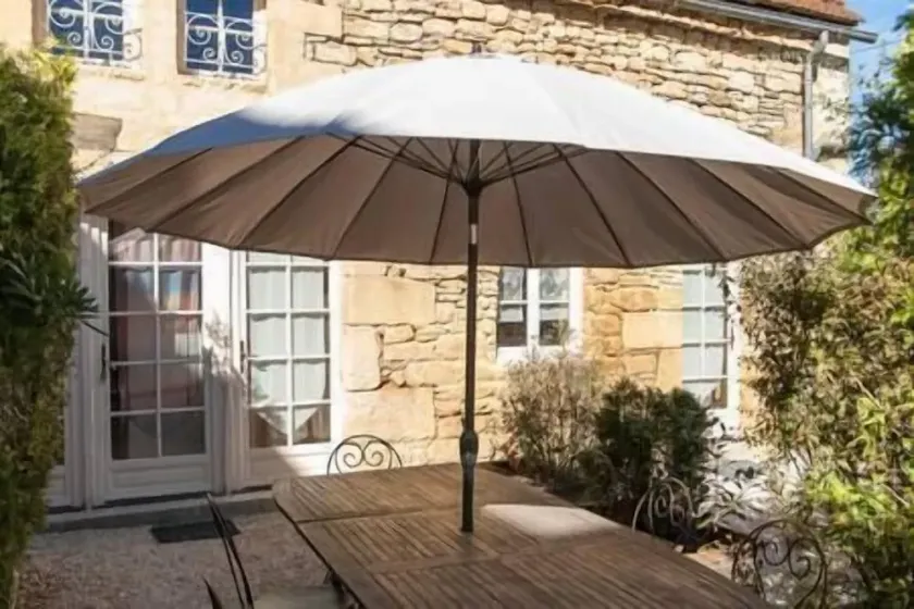 Semi-detached cottage Beynac 3 bedrooms - Image 1
