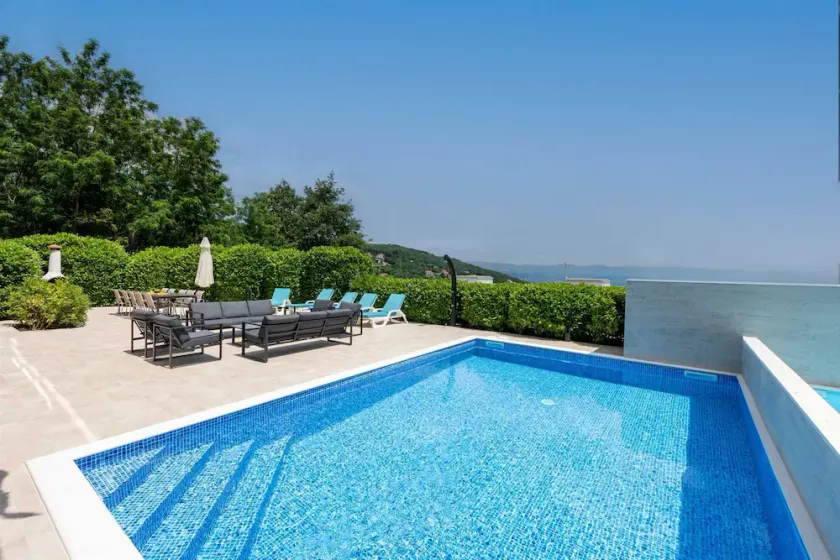 Villa Sole - cinco dormitorios con vistas al mar y piscina privada - Image 1