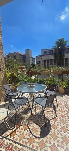 Historical apartment in the hart of Jerusalem - Image 1