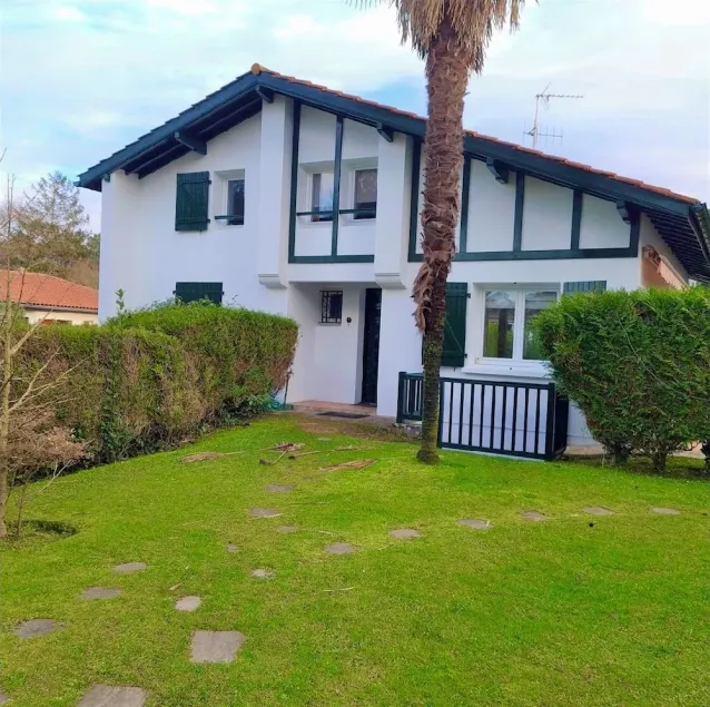 Villa avec piscine, plage à pied. Possibilité vidéo en direct évitant arnaque! - Image 1