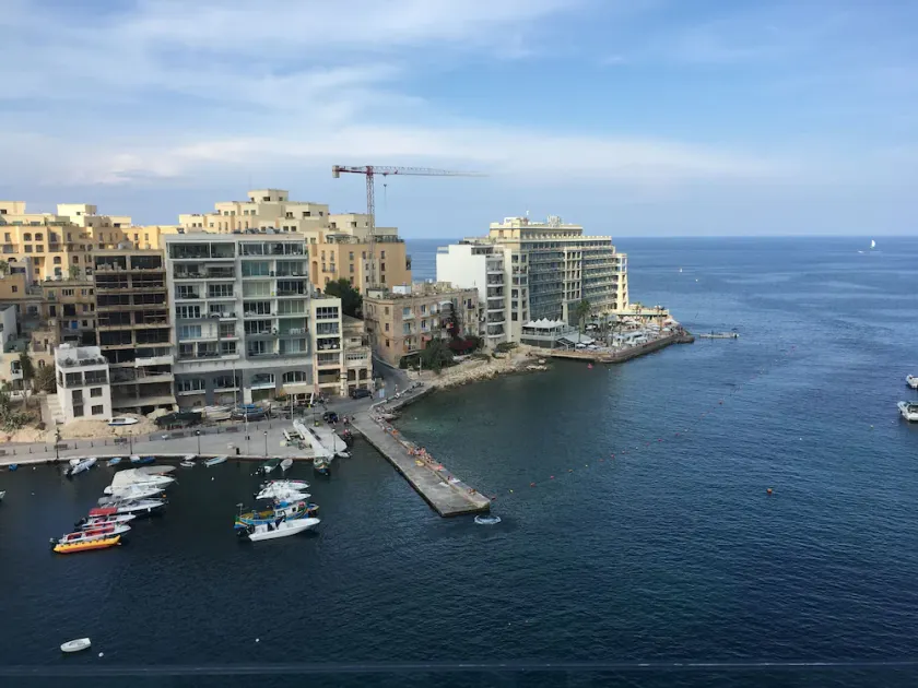 Appartement avec barbecue, jacuzzi et terrasse | Vue plage - Image 1