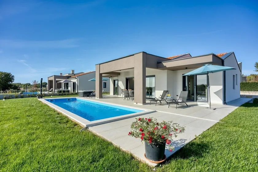 Villa Tetiana mit privatem Pool und Whirlpool - Image 1