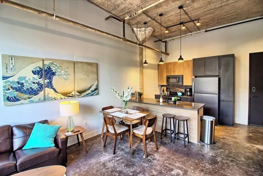 Chic Ultramodern Loft w/ Designer Features+WD - Image 1