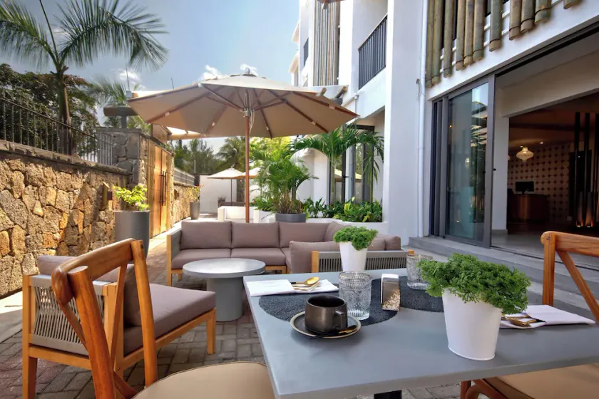 Gosun Beach Hotel - Image 1