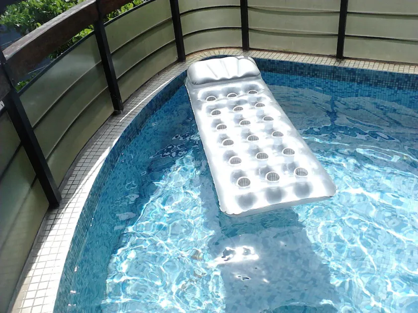 High standard Apt 1 per floor 3 bedrooms barbecue and private pool on the balcony - Image 1