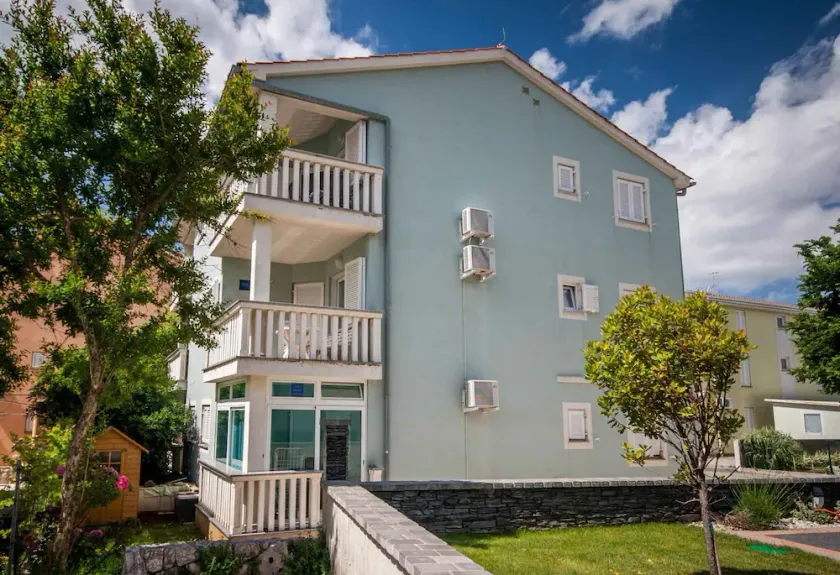 Ferienwohnung mit Balkon, Klima und Internet - Image 1