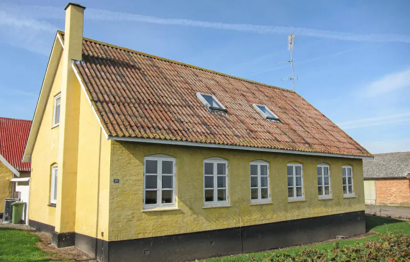 4 Bedroom Stunning Home In Gudhjem - Image 1