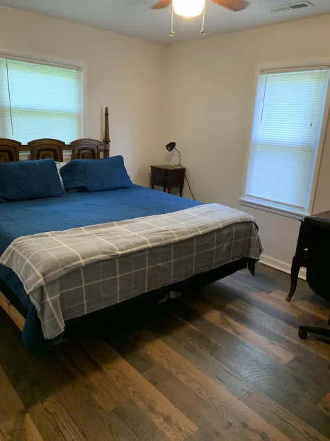 Completely Remodeled Country Cottage  - Image 1