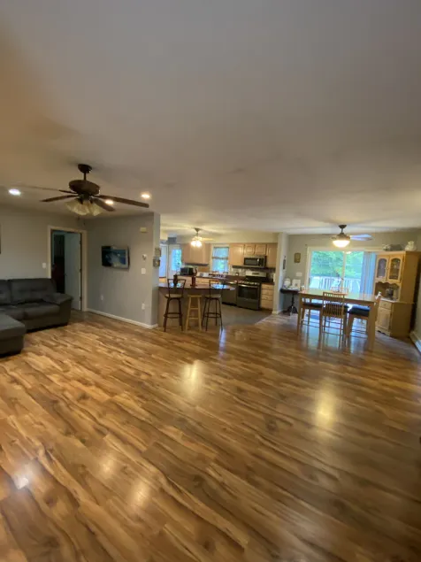 Cozy Home with Hot Tub, Lots of peace /quiet with Mountain views Near Woodstock! - Image 1