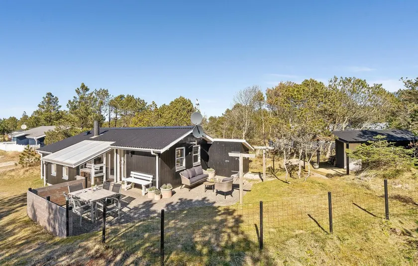 2 bedroom gorgeous home in Thisted - Image 1