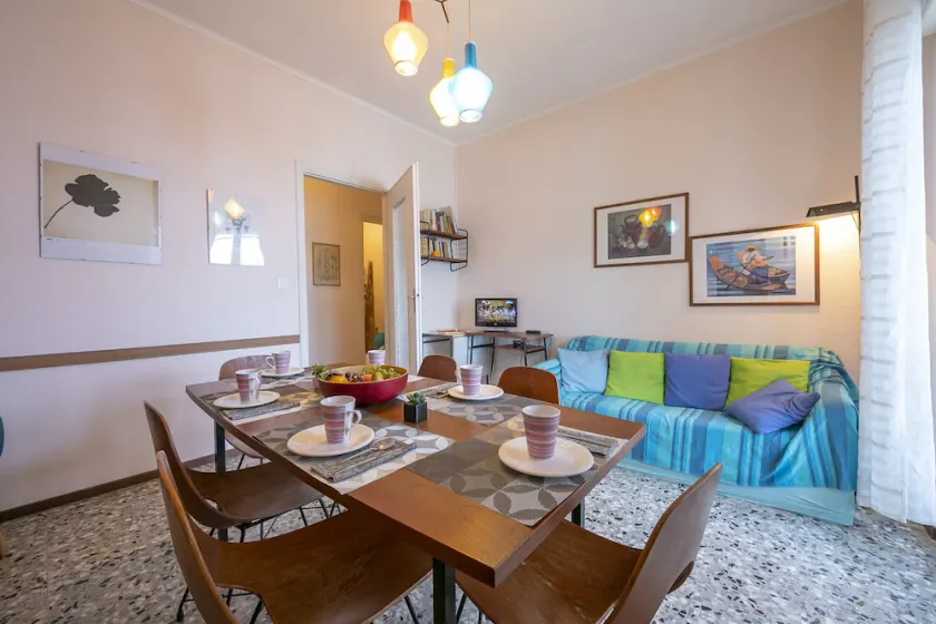 Tre Balconi Sul Mare - Beachfront Sea-View Apartment - Happy Rentals - Image 1