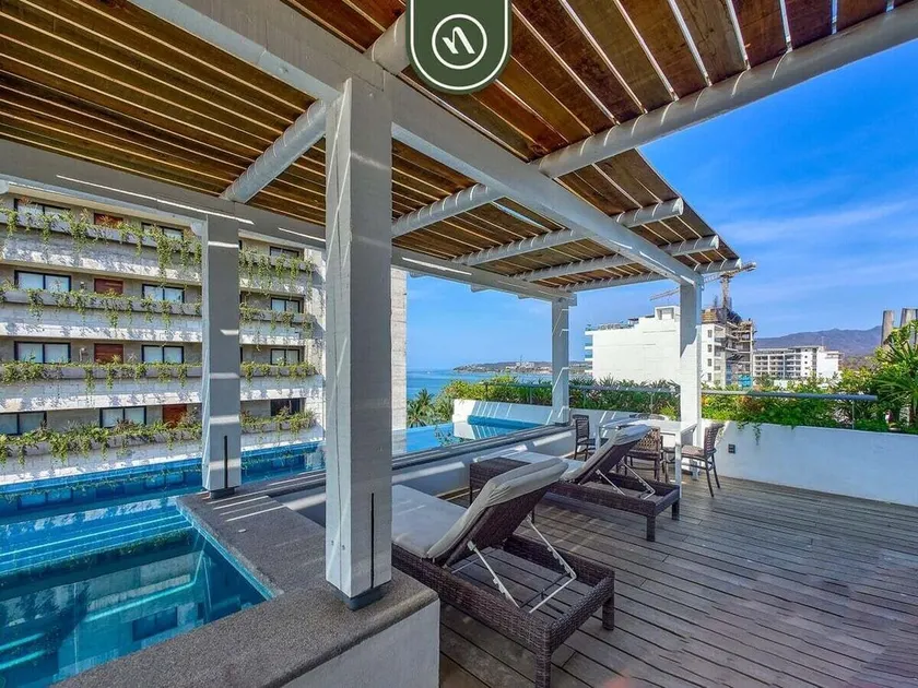 New 1 BR Condo - Oceanview Pool - 2 min to Beach - Image 1