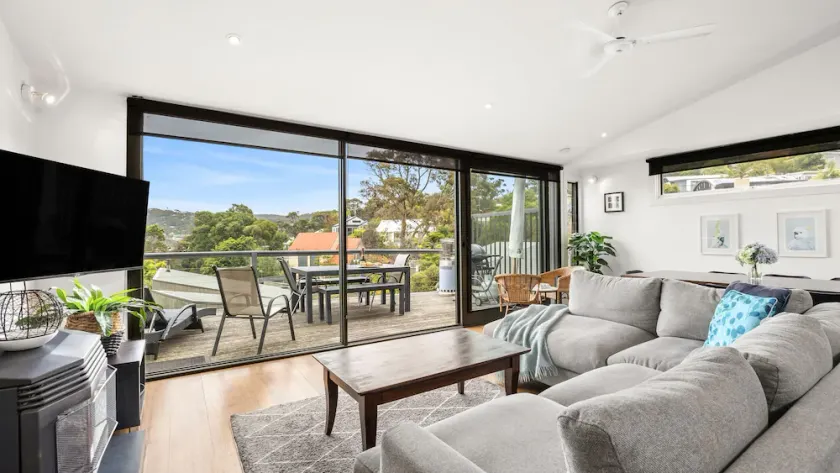 Breakers Holiday House - Image 1