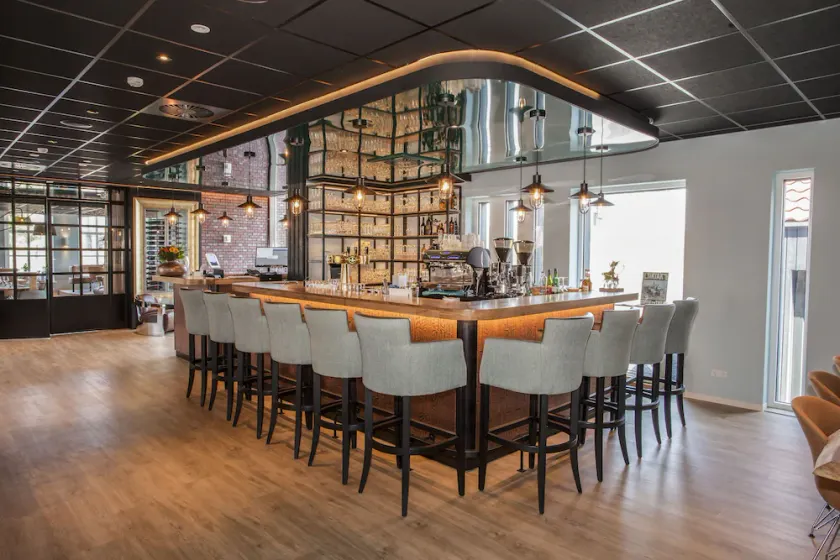 Hotel-Restaurant Termunterzijl - Image 1