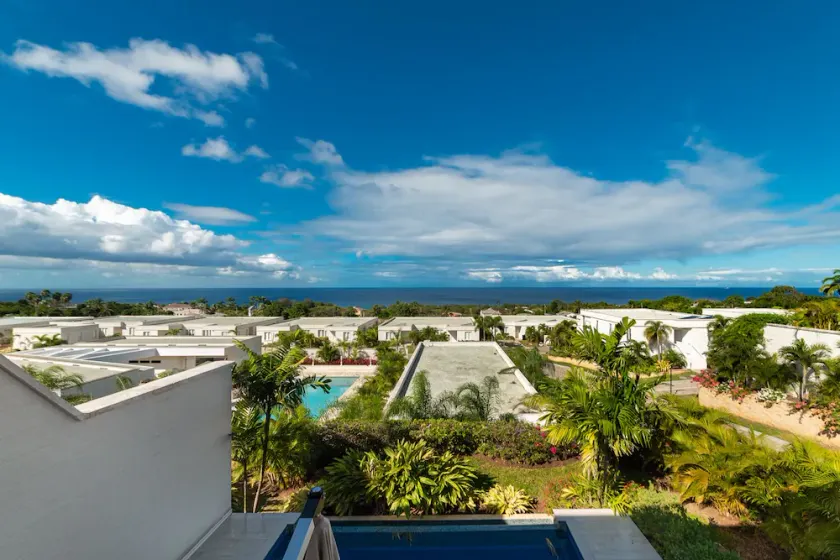 25 Pineapple Drive. - Image 1