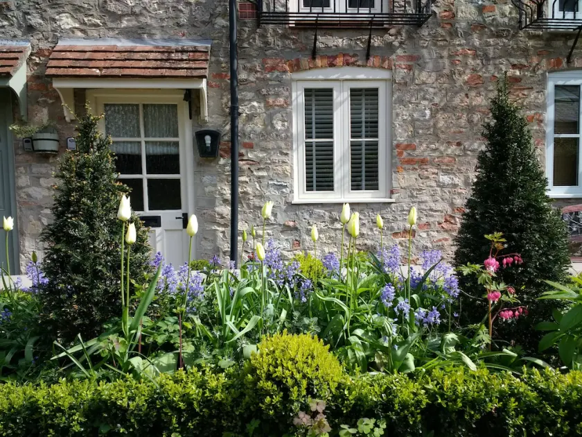 St Etheldreda's Cottage, Wells, Somerset - Image 1