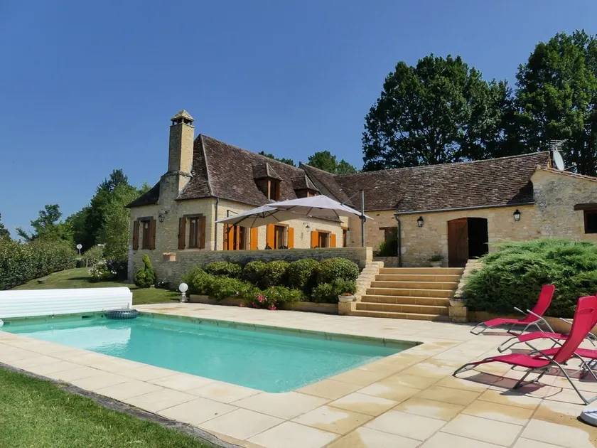 Pretty 17th century farmhouse, restored with pool, beautiful view of the valley - Image 1