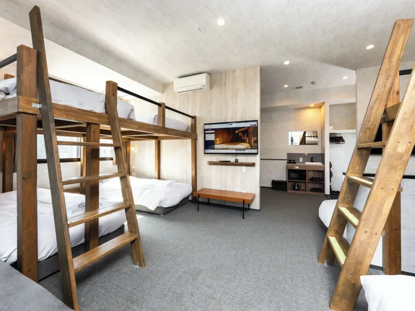 Well Stay Namba 9 person room / Osaka Ōsaka - Image 1