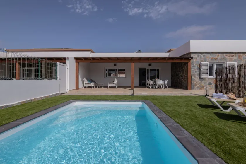 Villa Erbania (Villaverde) - Image 1