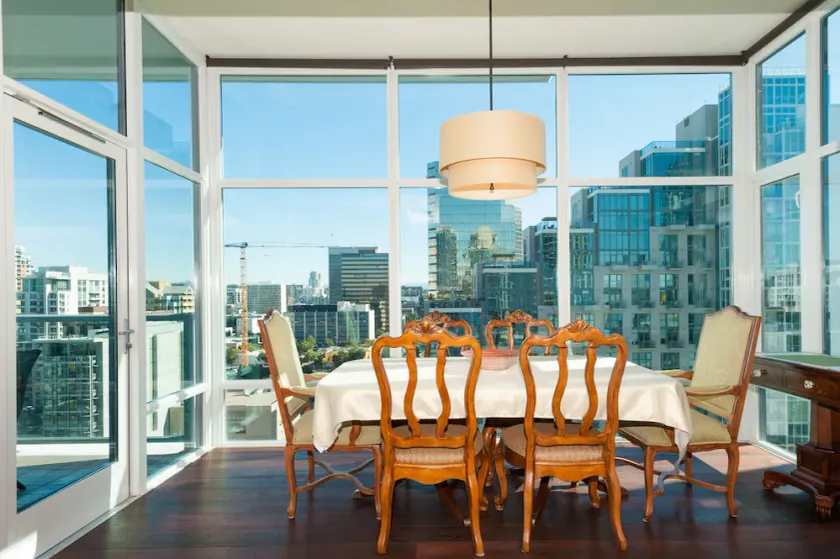 Luxury furnished 2B/2BA, stunning views, premier Little Italy boutique high rise - Image 1