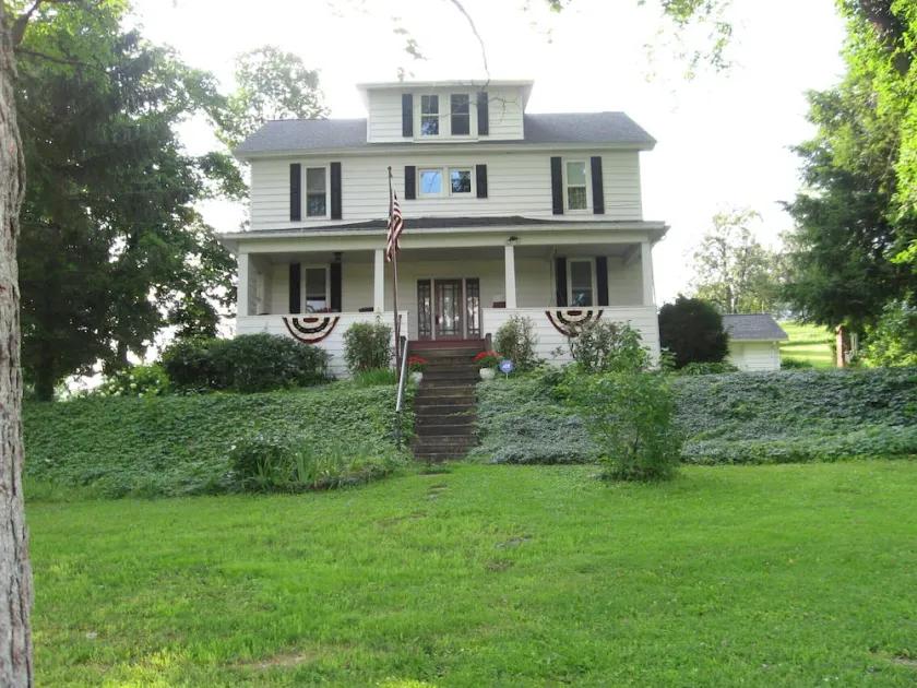 Central Pennsylvania Shoff-Read Century Farmhouse Vacation Rental - Image 1