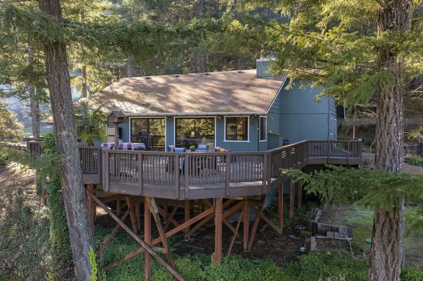 The perfect vacation destination, a huge house for your loved ones! - Image 1