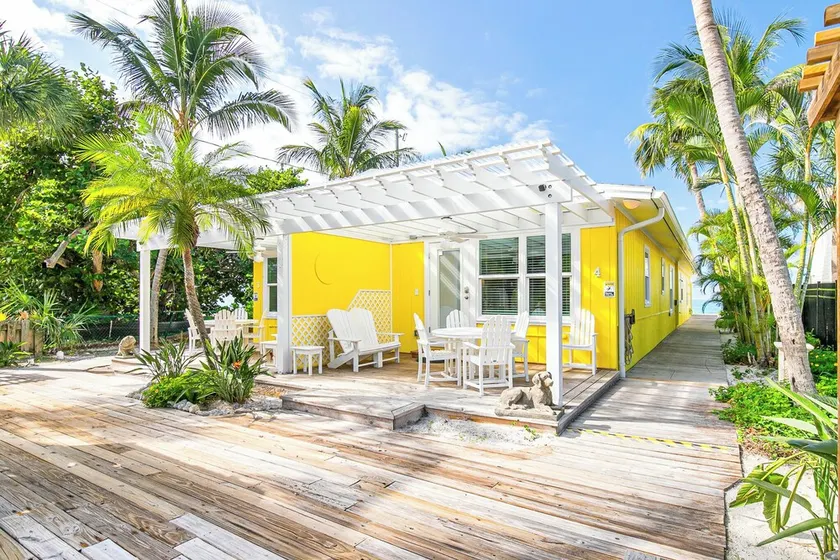Fyra Beach Lovers 4: 1 BR / 1 BA flera enheter i Holmes Beach, 4 sovplatser - Image 1
