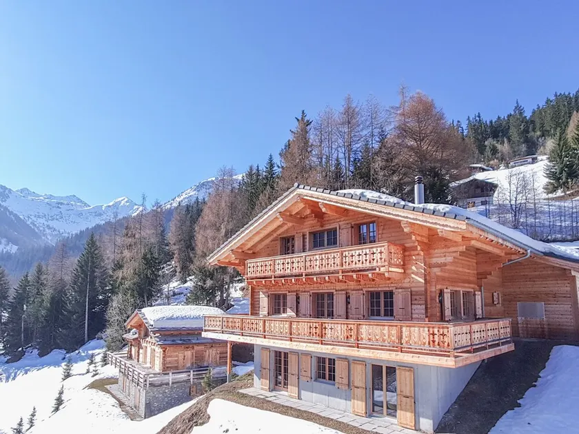 Chalet le Chapeau - Image 1
