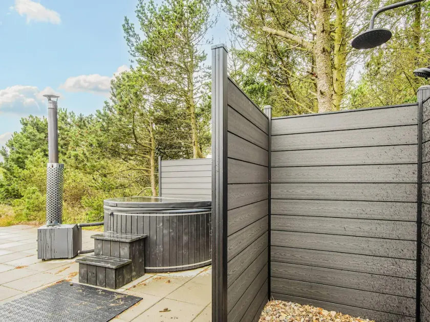 8 person holiday home in Hvide Sande - Image 1