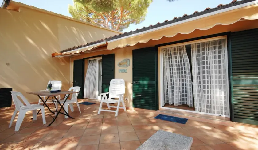 Panoramic position on the bay of Cavoli - Image 1