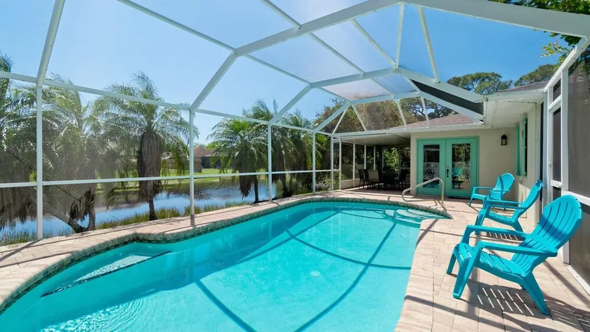 Villa mit Pool am See - Image 1