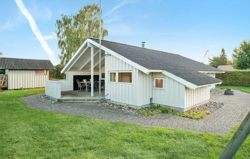 Stunning Home In Strøby With Wifi - Image 1