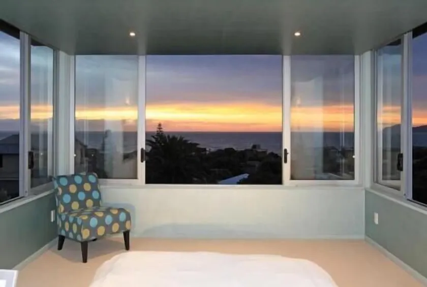 Soak up the views, enjoy the spa - Image 1
