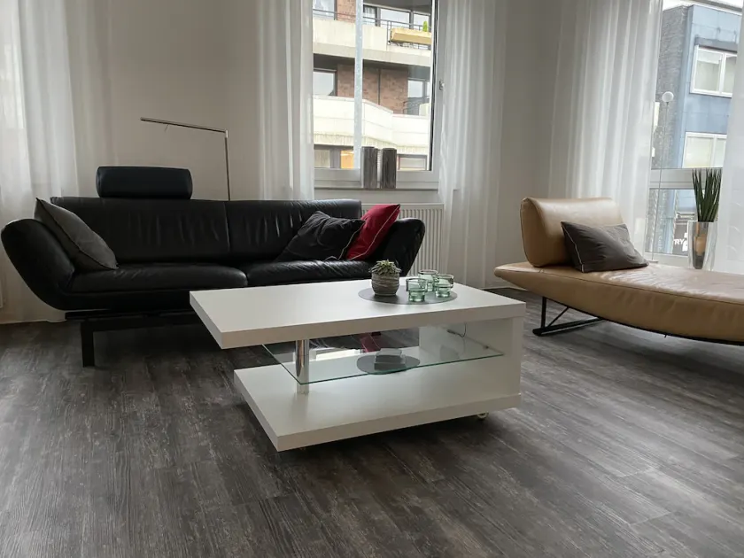 Large, modern vacation apartment in the heart of Rheine - Image 1
