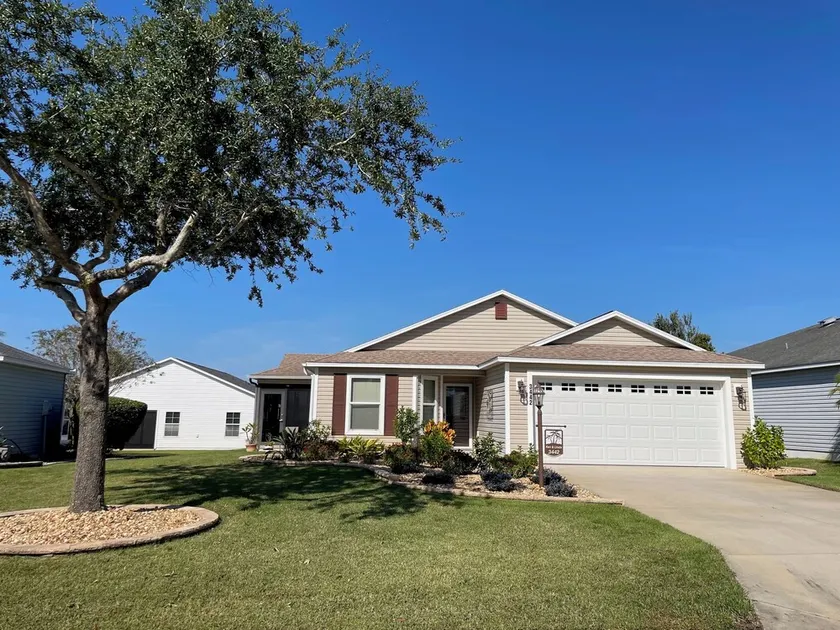 Belle maison de 3 Bdrm 2 Ba avec voiturette de golf, barbecue et Wi-Fi inclus! Super locati - Image 1