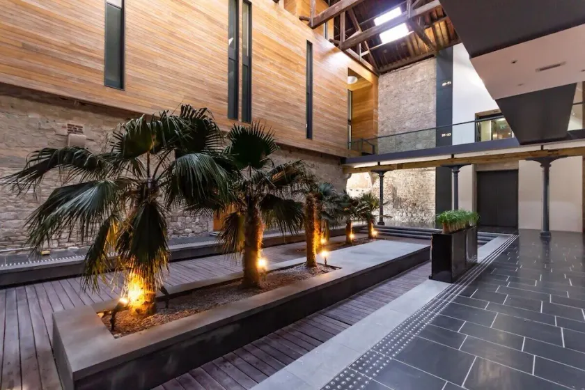 Spacious Modern Apartment 42 Brewhouse - Image 1