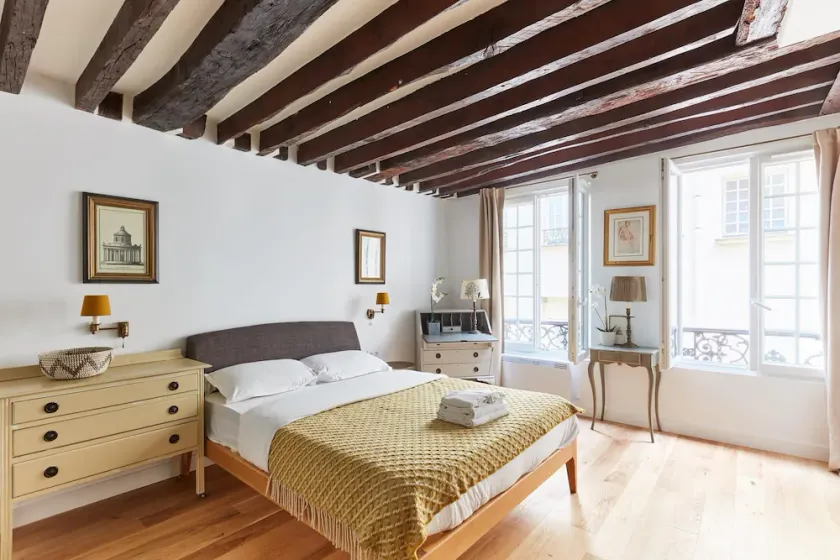 Cozy Le Marais Studio by Centre Pompidou - Image 1