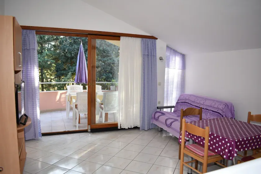 Apts Šime Soline- Two bedroom apartment with garden view balcony - Image 1