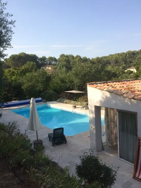 studio independant dans villa grand terrain ideal pour votre animal de compagnie - Image 1