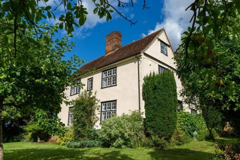 Pounce Hall -Stunning historic home in rural Essex - Image 1
