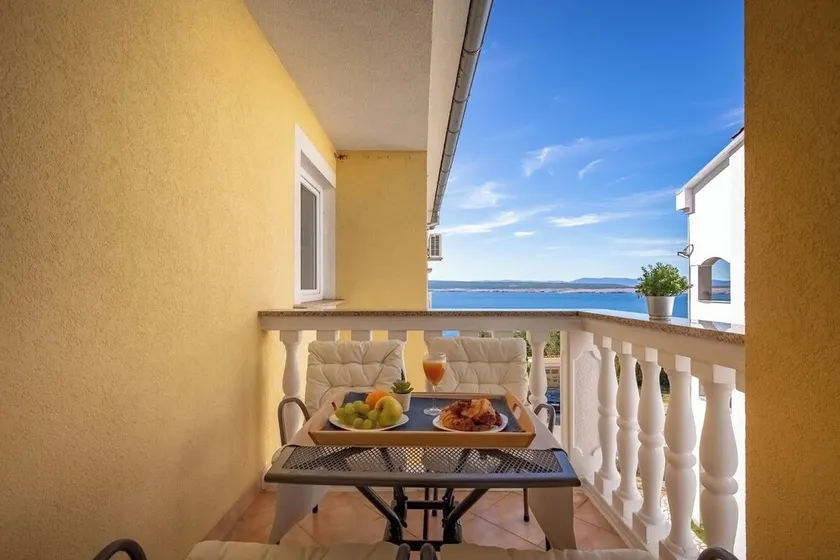 Ferienwohnung Mit Meerblick und Pool - Image 1