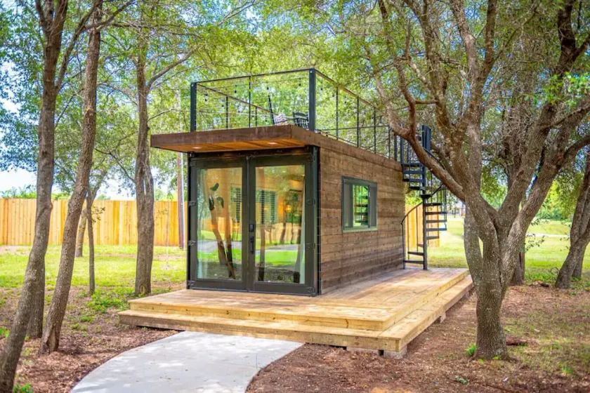 Moss Oak - Container Home Near Magnolia and Baylor - Image 1