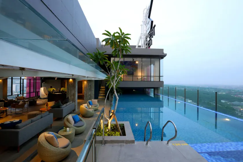The Zuri Pekanbaru - Image 1