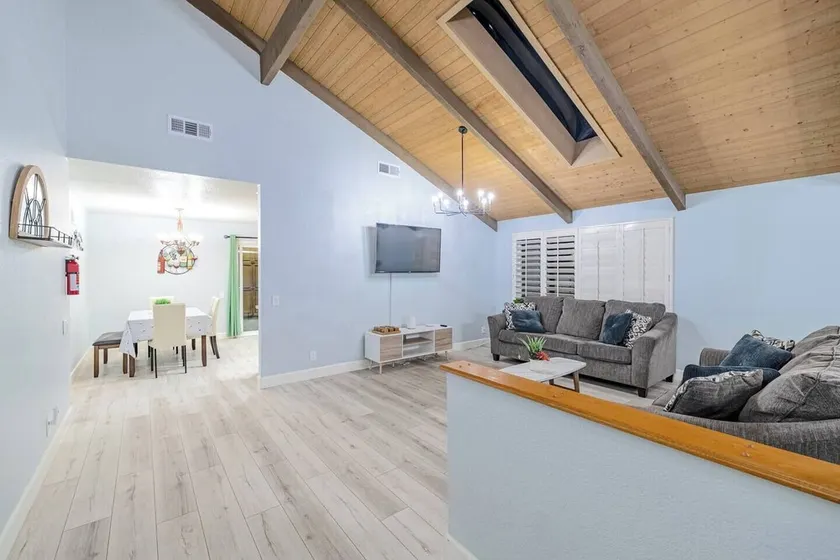 One-Story w/ Backyard & FastWiFi (Avocado Perch) - Image 1