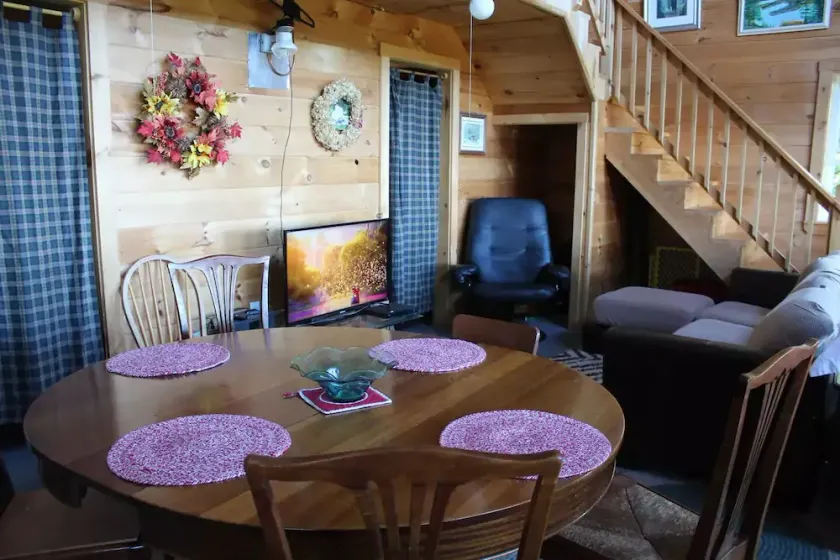 Mountain  side cabin views of sunsets every day  nearest neighbor is a mile away - Image 1