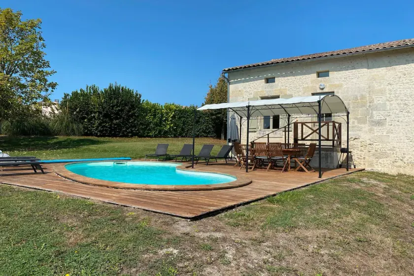Villa in France with Private Pool & Garden - Image 1
