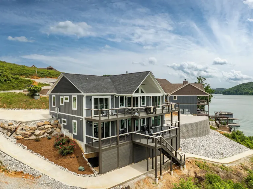 Rocky Point on Norris Lake – Lakefront, Stunning Views, Private Dock + Sleeps 16 - Image 1