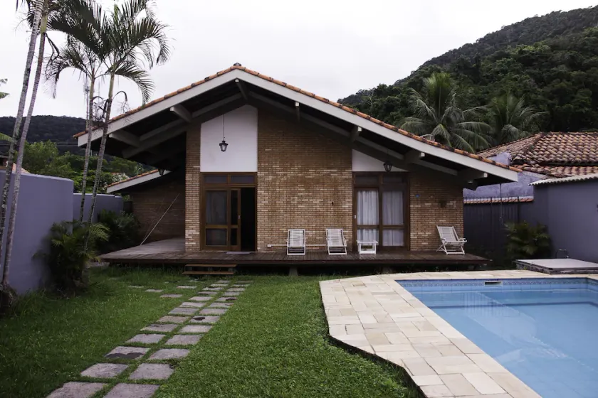 Komfortables Strandhaus mit Pool, Terrasse, Grill, 300 m vom Strand - Image 1