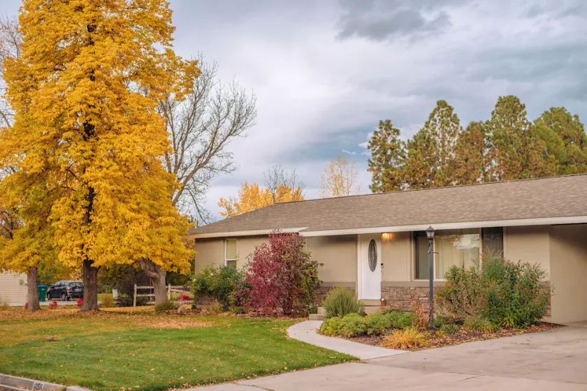 Highland Hideaway, Room for everyone, central to everything - Image 1